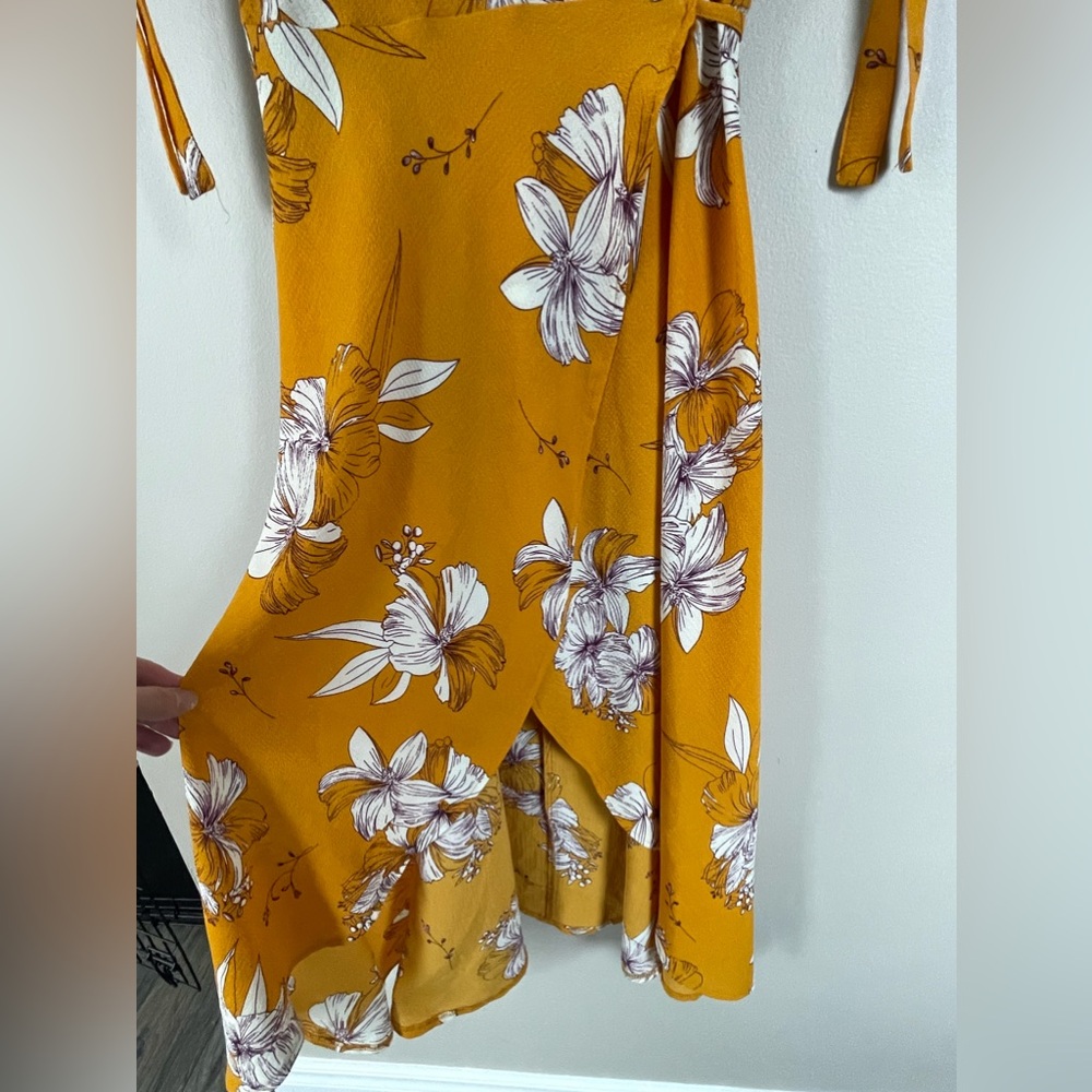 AX Paris Yellow Wrap Dress - Picture 6 of 9